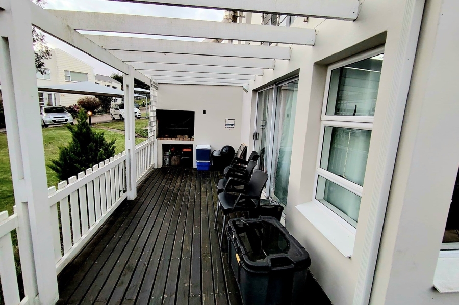 To Let 2 Bedroom Property for Rent in Knysna Central Western Cape